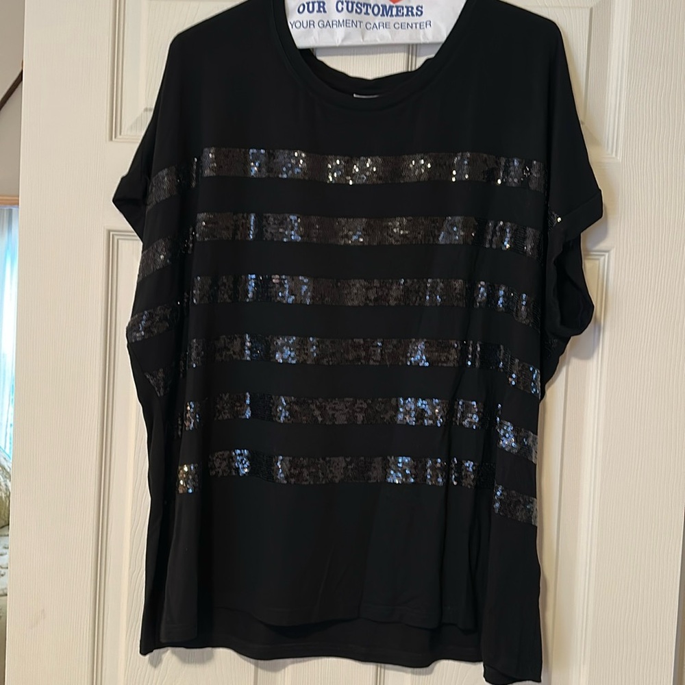 🪩 SEQUIN TEE 🪩